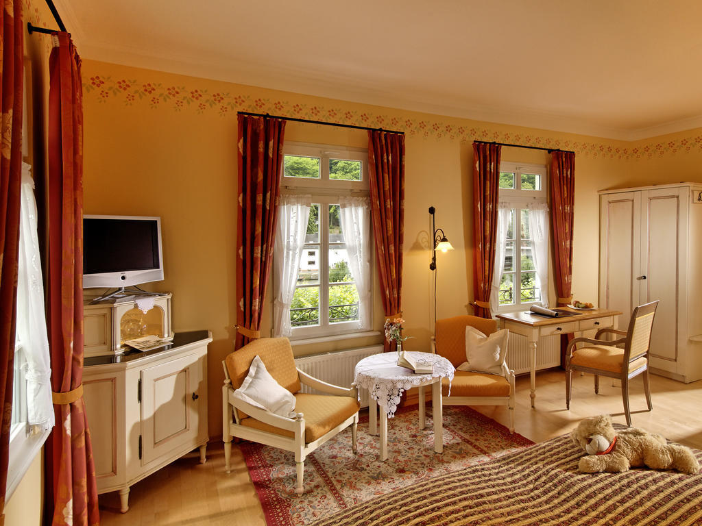 Landhotel Zum Baeren Balduinstein Room photo